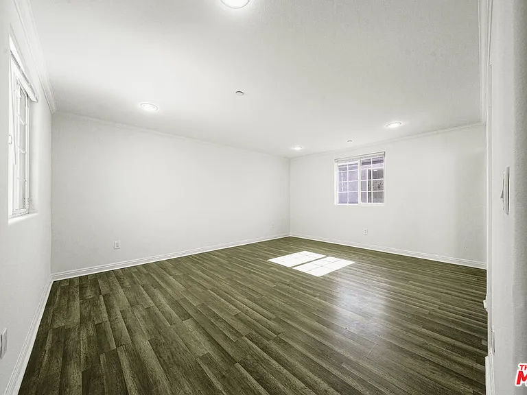 10952 1/2 Wilmington Ave #10952 — Photo 5