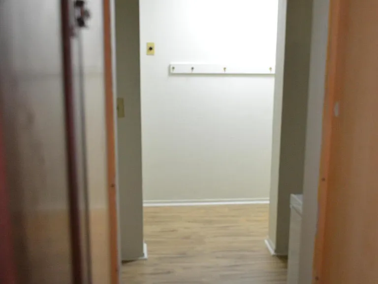 3270 W Capistrano Rd — Photo 14