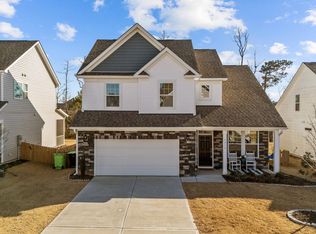 1416 Weavers Trace Dr, Zebulon, NC 27597