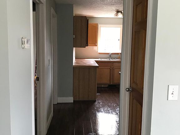 4th image of 211 Ohio Ave