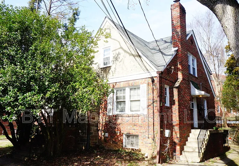 806 Houston Ave #2 — Photo 43