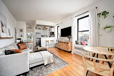 Rented by Urbane Brokerage