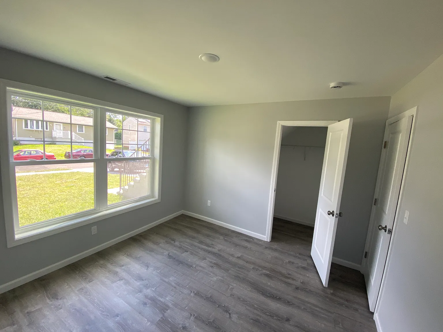 2 bed, 1050 sqft, $2,200 — Photo 1