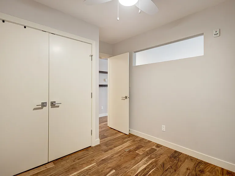 1029 15th Ave SW #102 — Photo 21