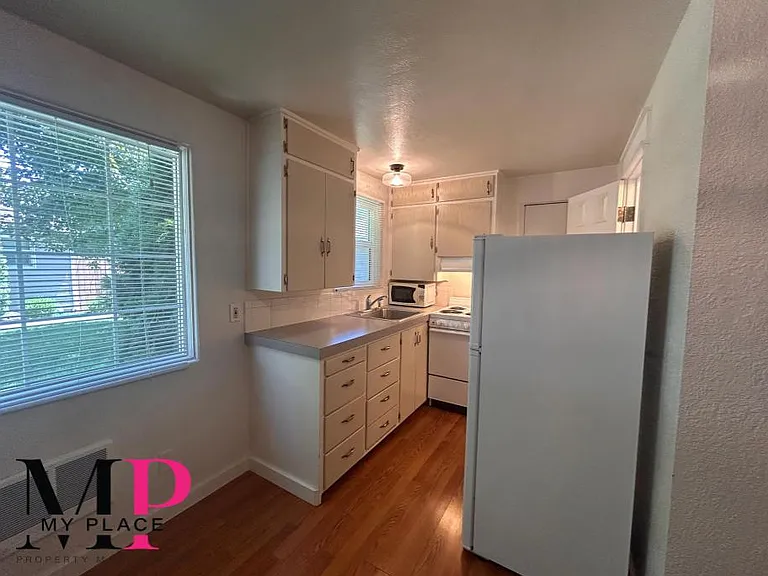 2615 W Heron St #5 — Photo 5