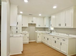 2722 Parker Rd #B, Houston, TX 77093
