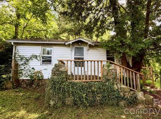 20 Utopia Rd, Asheville, NC 28805
