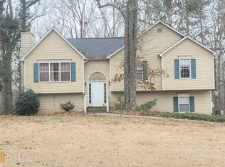 208 Seals Dr, Dallas, GA 30157