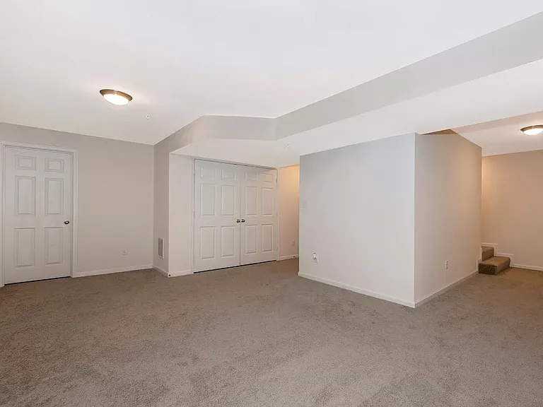 102 Water Run St #1 — Photo 35