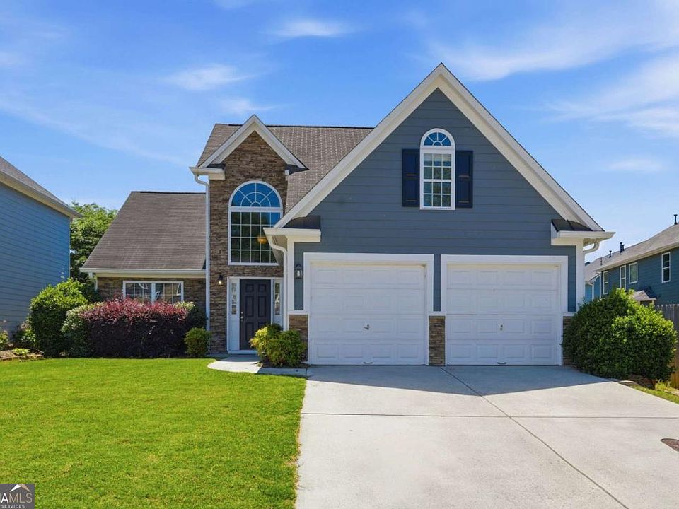 1st image of 127 Hidden Lake Cir