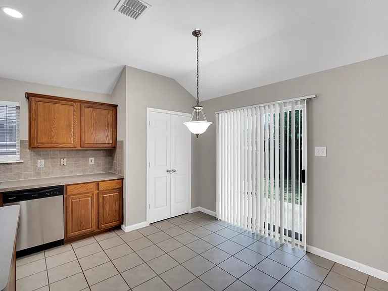 2135 Fair Weather Dr — Photo 5