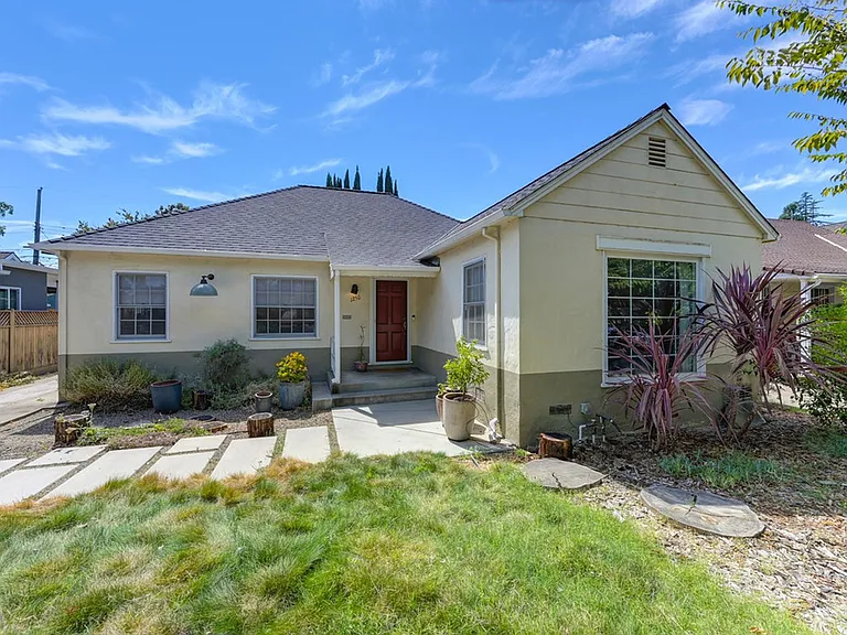 1250 Perkins Way — Photo 5