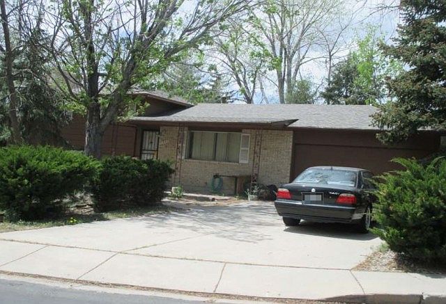 1st image of 4902 Crestwood Dr