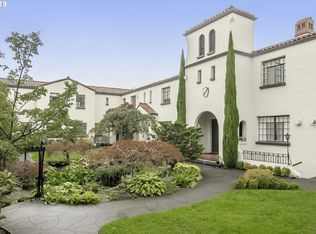 2325 NE Flanders St APT 1, Portland, OR 97232