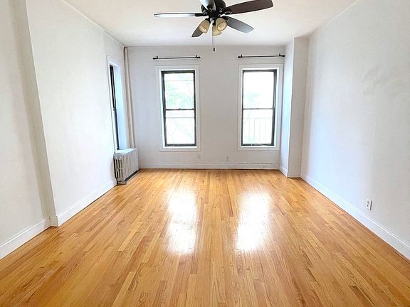 2nd image of 401 E 83rd St #4