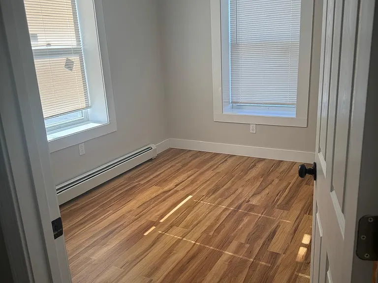 88 6th Ave #1 — Photo 9