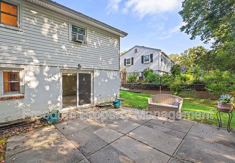 14309 Fairmont Ct — Photo 45