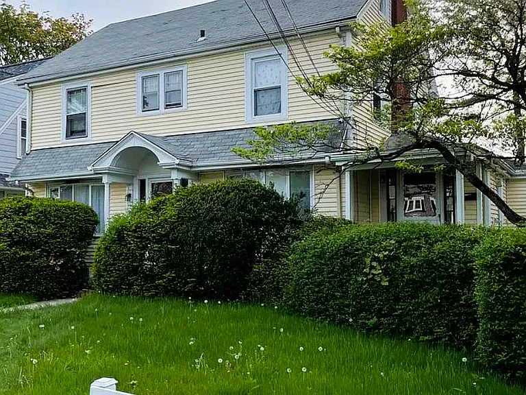 1732 Whitney Ave #A — Photo 16