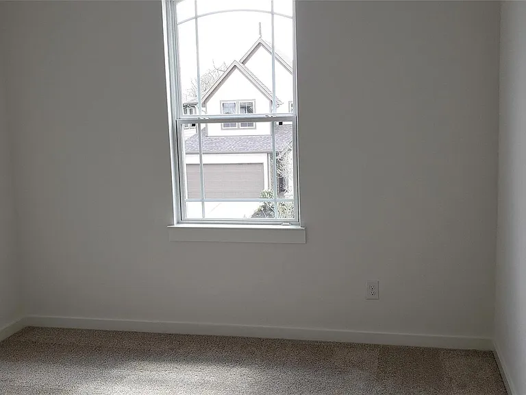 10611 Hidden Rock Dr — Photo 18