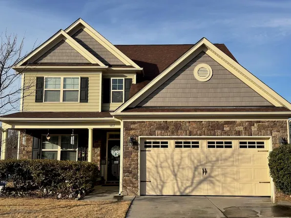 382 Naples Ln, Clayton, NC 27527