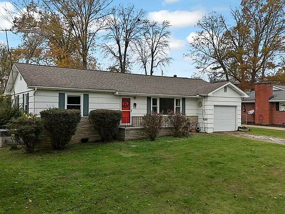 2nd image of 411 Greenwood Dr