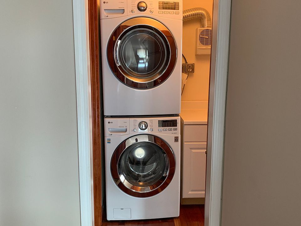 1st image of 4466 W Pine Blvd APT 4B