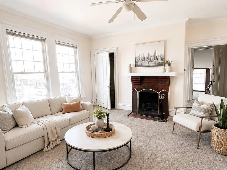 645 Hancock St #3 — Photo 3