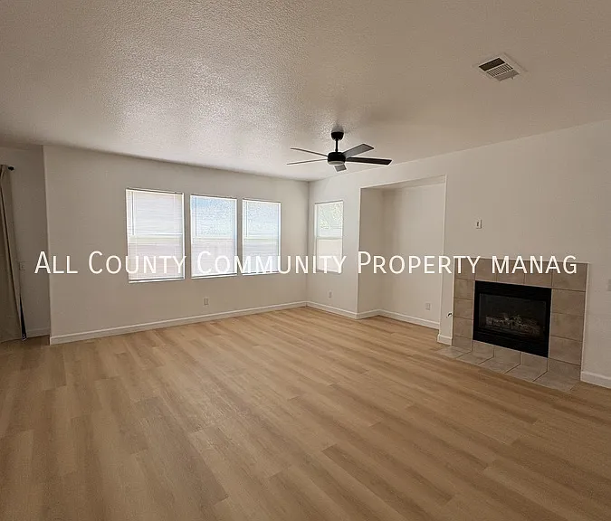 3931 Palmetto Haven Ct — Photo 16