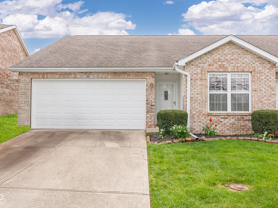 1st image of 1007 E Crown Pointe Blvd