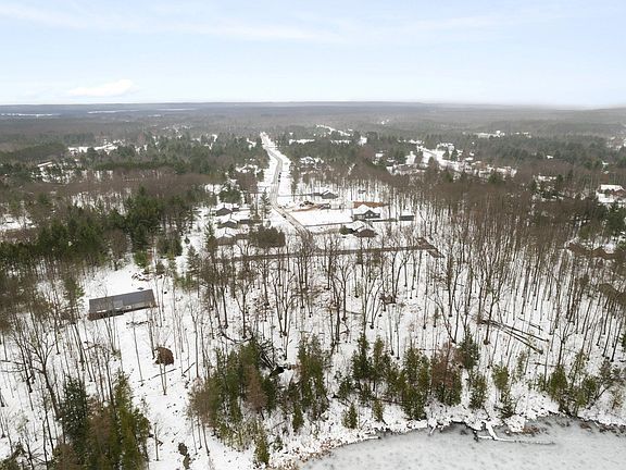 5th image of Old Cabin Dr #16