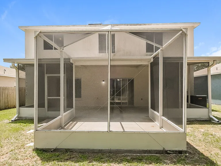 13516 Prestwick Dr — Photo 17