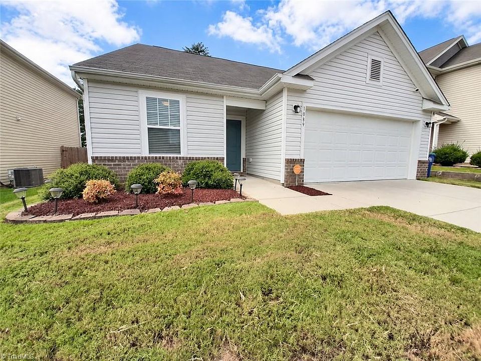 1st image of 1089 Bitting Hall Cir