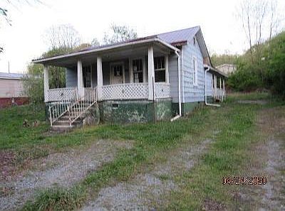 3rd image of 904 Fox Ave