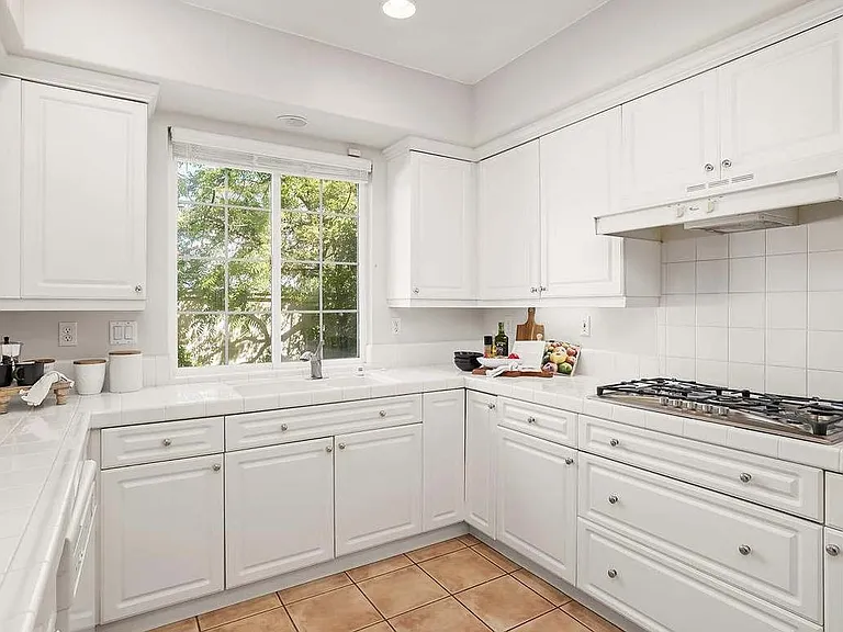 23 Greenham Ct — Photo 9