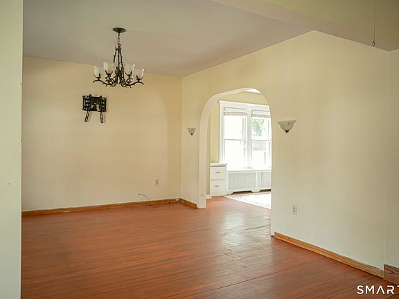 5th image of 51 Nesbit Avenue