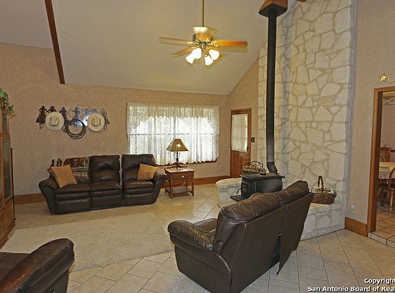 4th image of 9516 Geronimo Oaks St
