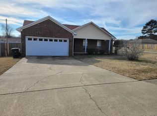303 W Valentine Rd, Jacksonville, AR 72076