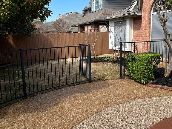 3rd image of 3528 Stone Creek Ln N