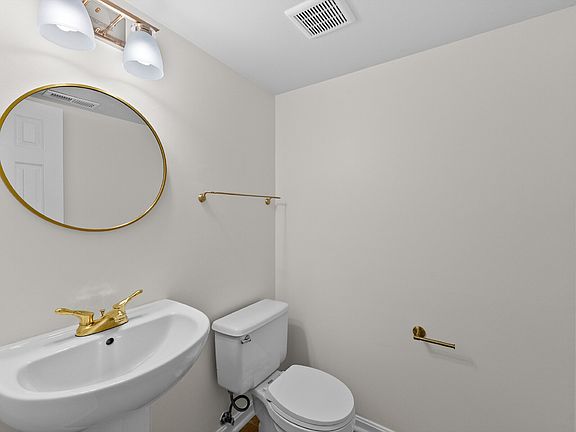 4th image of 2178 Mager Dr