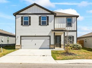2930 Forsyth Cyn, Converse, TX 78109