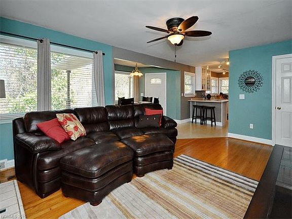 3rd image of 74 Boysenberry Ln