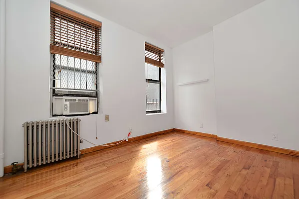 Rented by J Misrahi Realty Corp | media 3