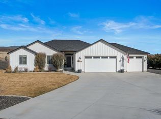 2773 Sunshine Ridge Rd, Richland, WA 99352