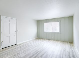 1330 S 30th Ave #3, Omaha, NE 68105