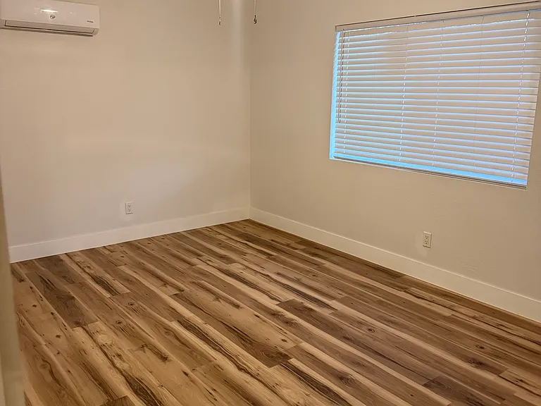 56204 Onaga Trl — Photo 10