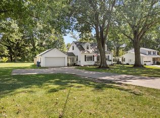 4203 S Hametown Rd, Barberton, OH 44203