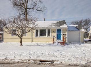 1852 Harding Dr, Wickliffe, OH 44092