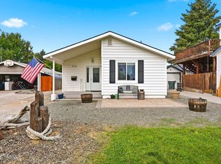 714 S 17th Ave, Yakima, WA 98902