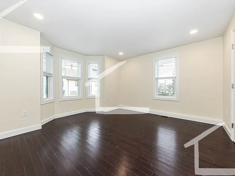 20 Albion St #1A — Photo 13