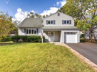 19 Catalina Dr, Somerville, NJ 08876